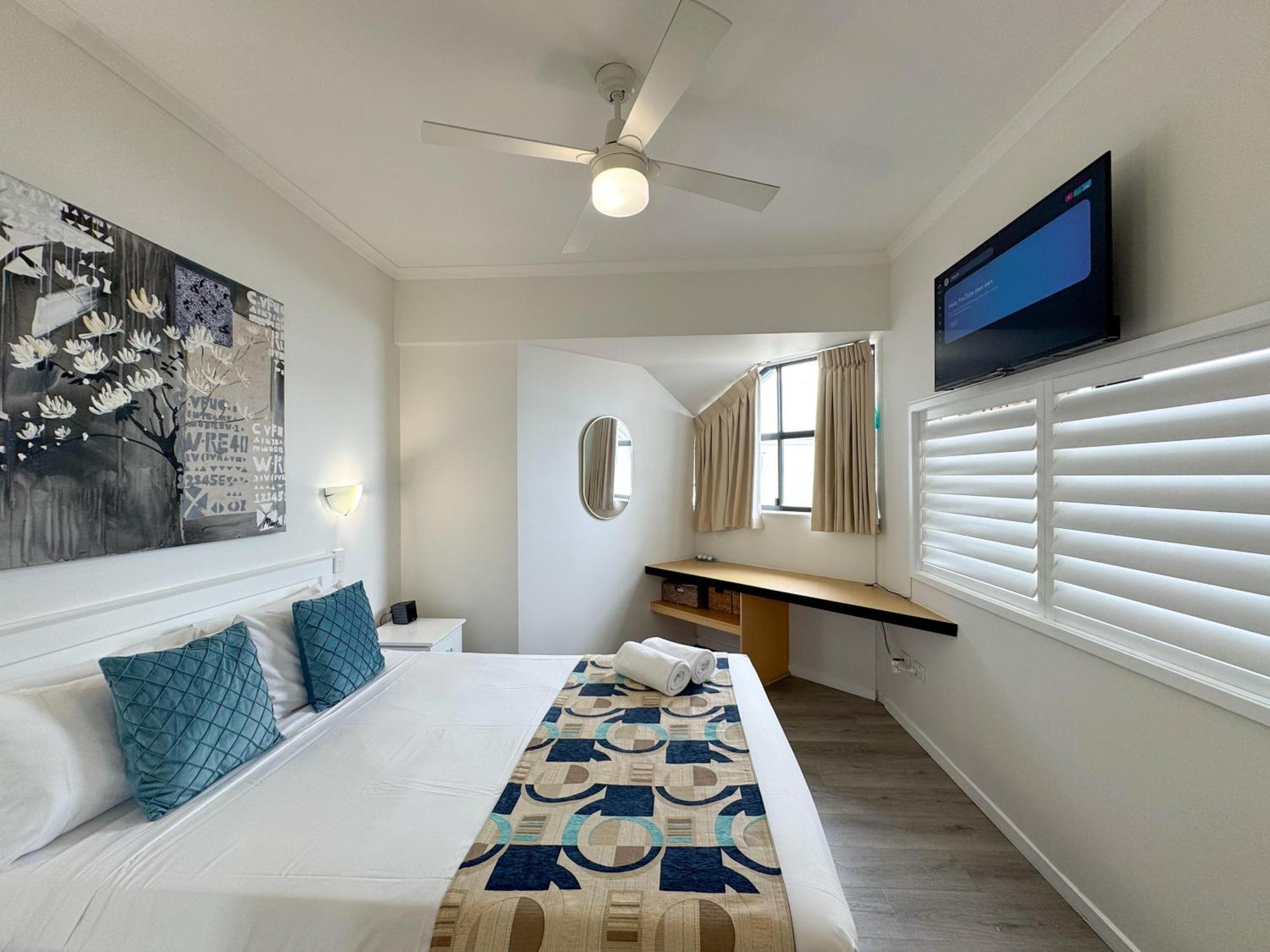 Ocean Views - Floor Apartment