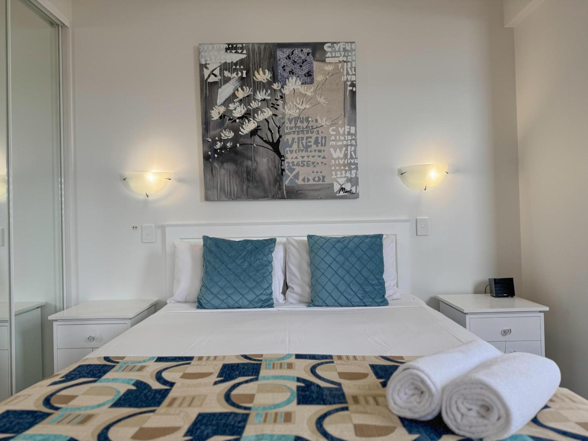 Apartment Ocean Views - Floor *