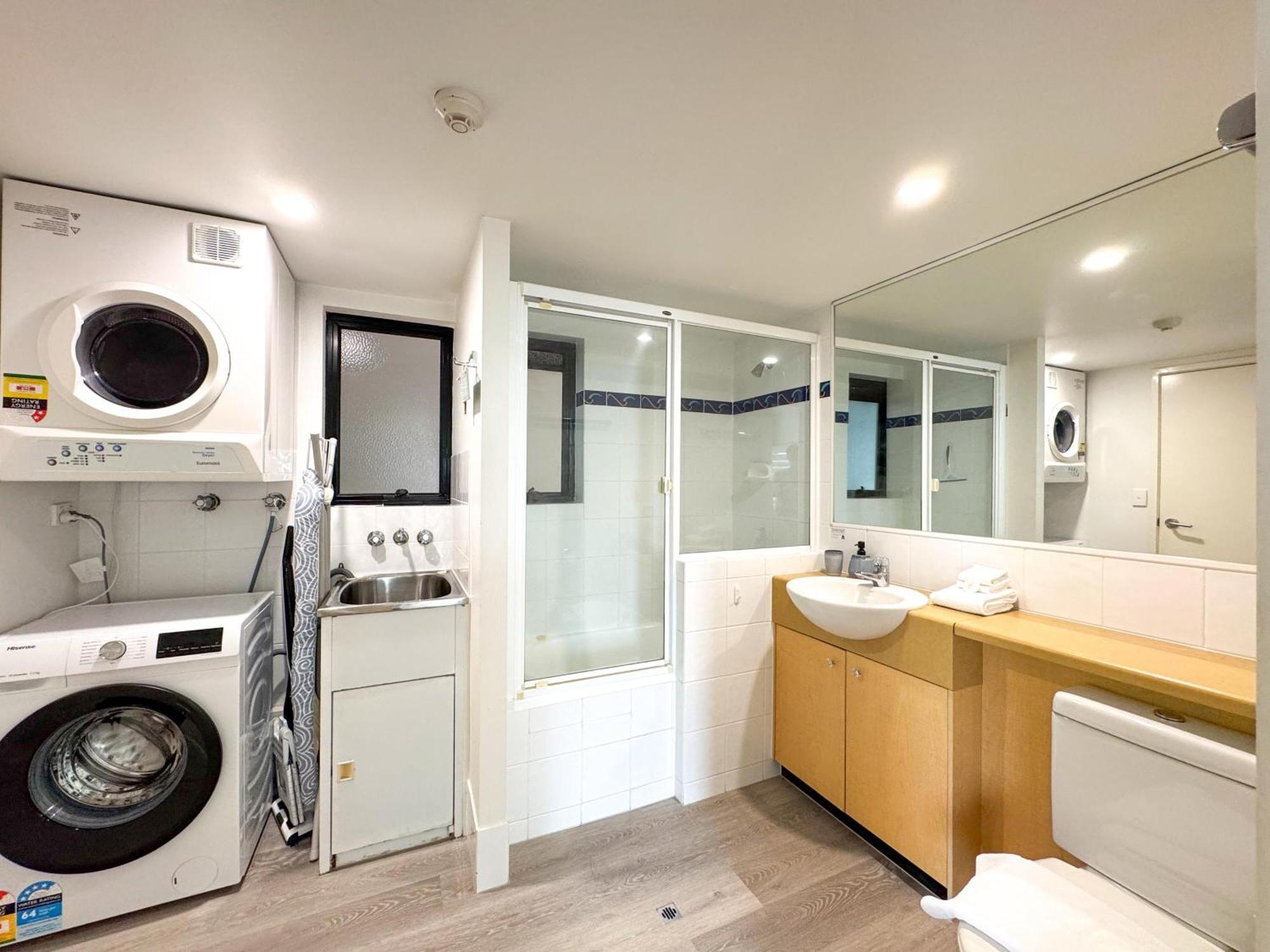 Ocean Views - Floor Apartment Alexandra Headland